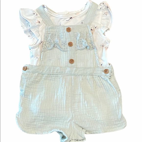 Other - NWT Emma's Garden jumper set